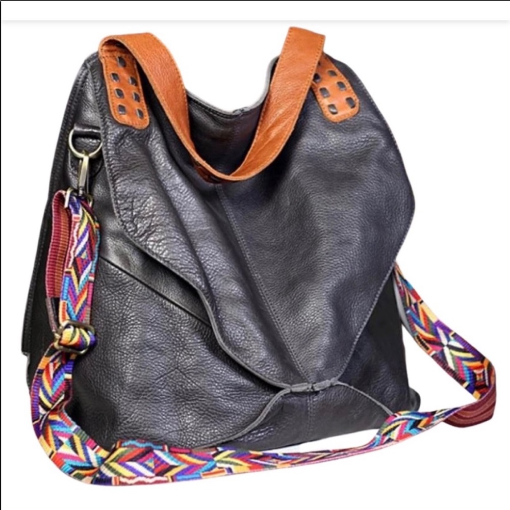 Rococo black leather bag